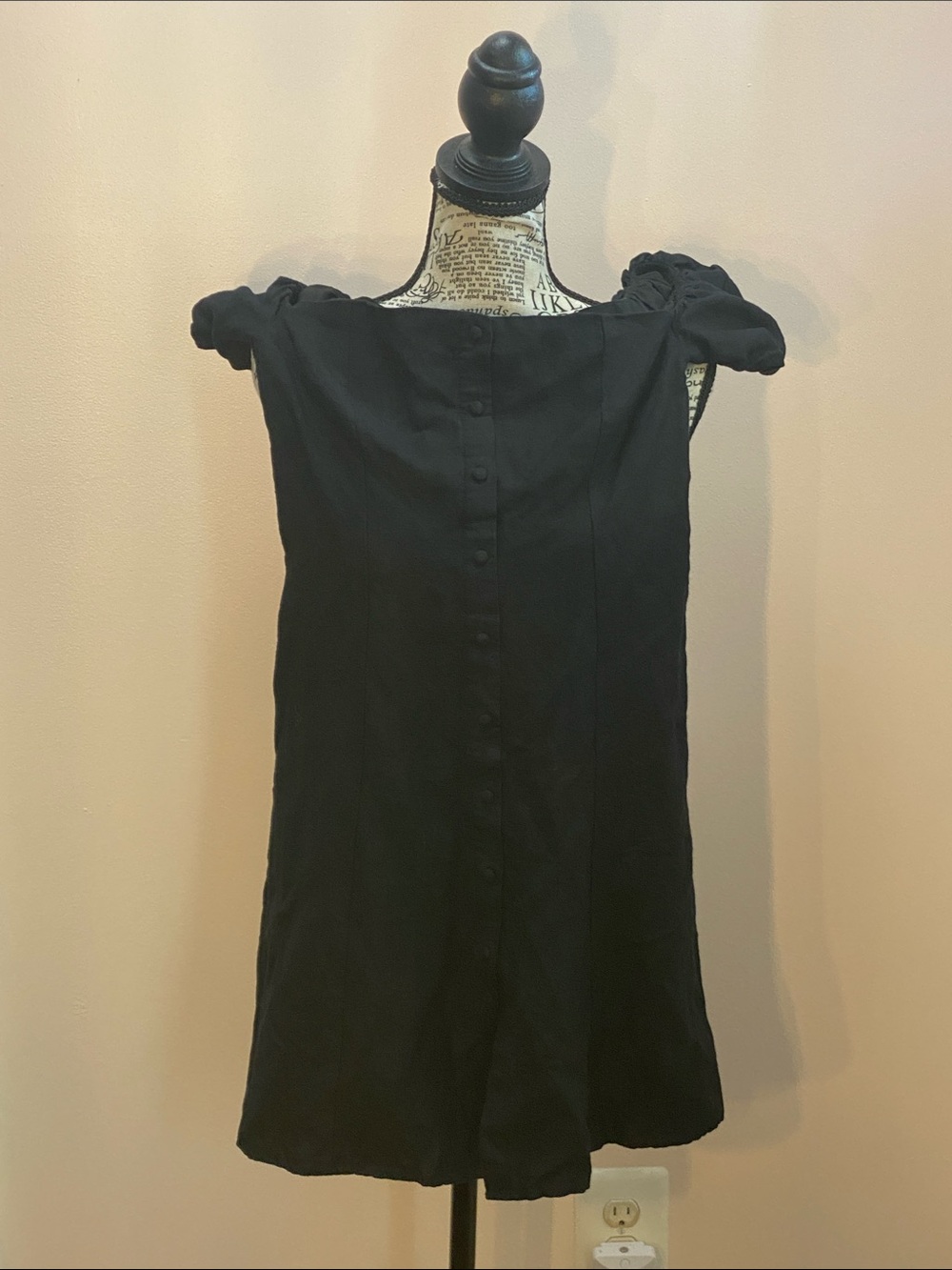 Zara Black Button-Front Ruffle Cap-Sleeve Tunic